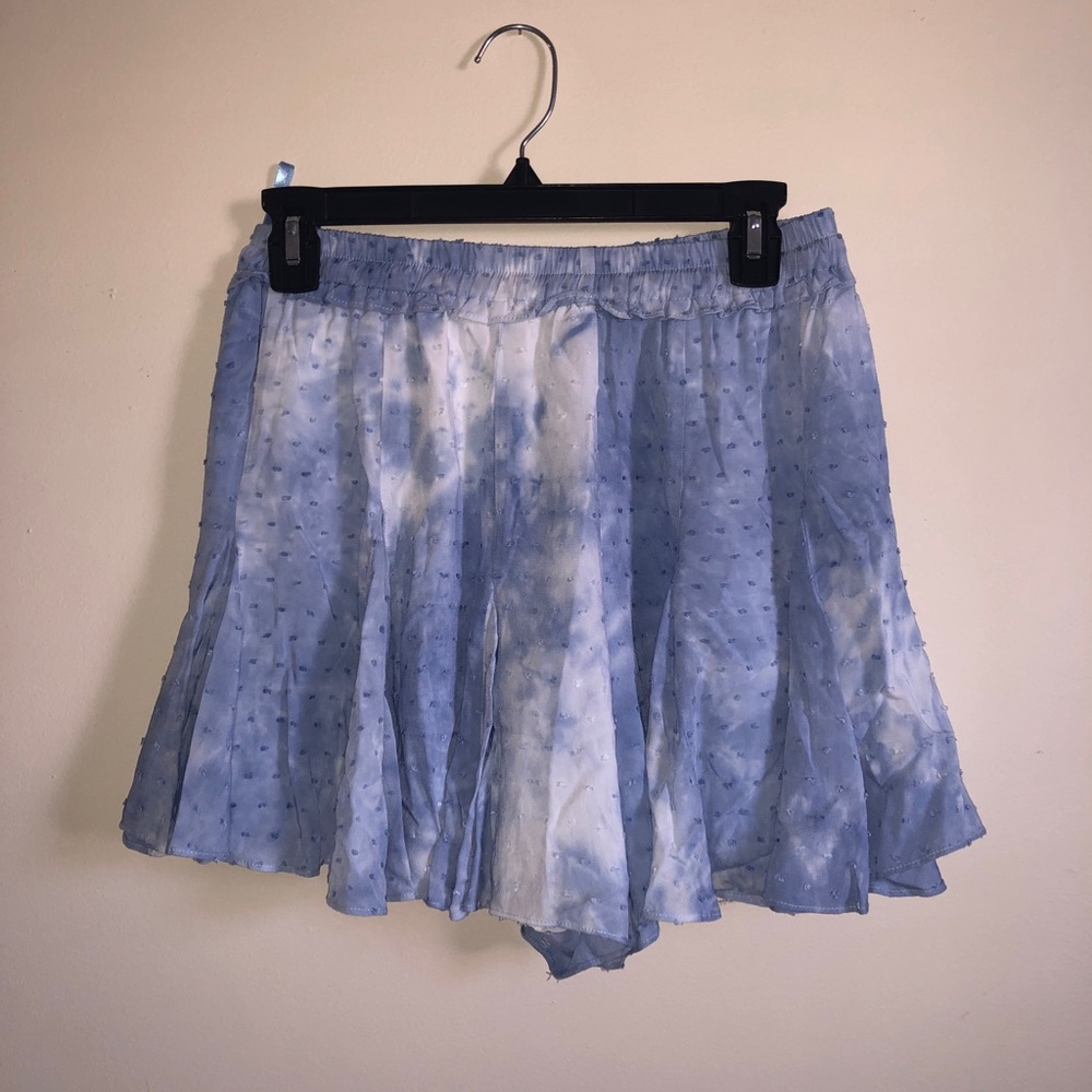 🏷NWT: Brooks Flirty Short